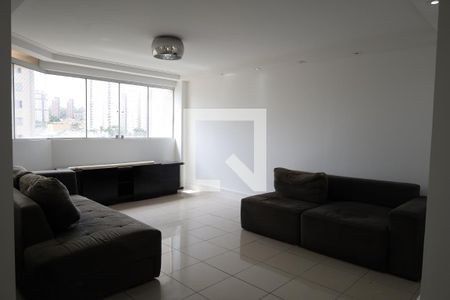 Apartamento para alugar com 3 quartos, 70m² em Vila Sofia, São Paulo