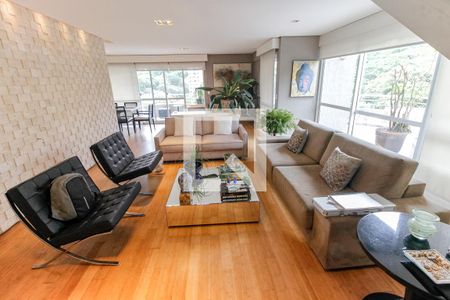 Sala de apartamento para alugar com 3 quartos, 210m² em Vila Suzana, São Paulo