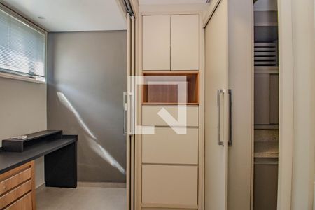 Sala - Gabinete de apartamento à venda com 3 quartos, 97m² em Petrópolis, Porto Alegre