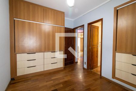 Suite de apartamento para alugar com 3 quartos, 120m² em Jardim Flamboyant, Campinas