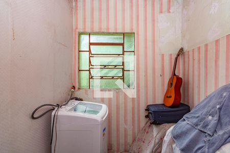 Quarto 2 de casa para alugar com 3 quartos, 80m² em Vista Alegre, Belo Horizonte