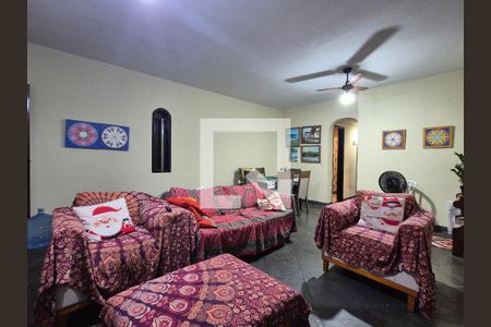 Sala  de casa de condomínio à venda com 4 quartos, 200m² em Vargem Pequena, Rio de Janeiro