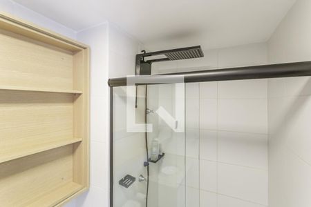 Banheiro de kitnet/studio à venda com 1 quarto, 27m² em Vila Olímpia, São Paulo
