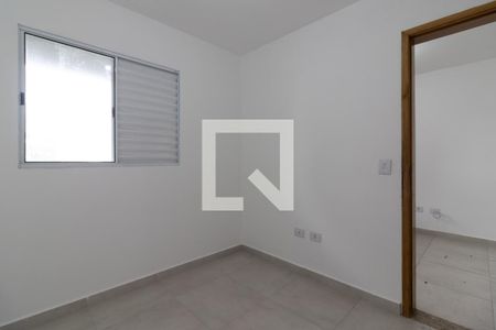 Quarto 1 de apartamento para alugar com 2 quartos, 44m² em Vila Nhocuné, São Paulo