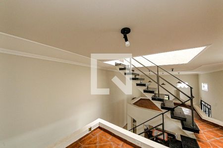 Casa para alugar com 3 quartos, 260m² em Jardim Independência (são Paulo), São Paulo