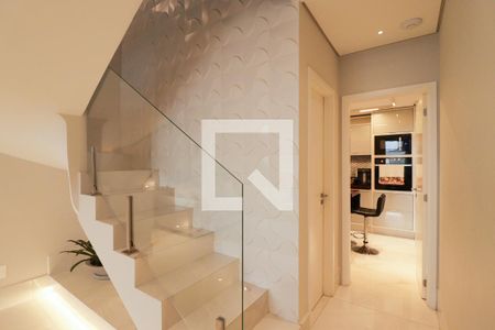 Escada de apartamento à venda com 4 quartos, 246m² em Santa Terezinha, São Paulo