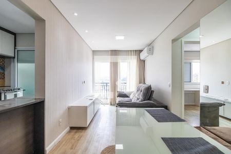 Sala de apartamento à venda com 2 quartos, 64m² em Alphaville, Barueri