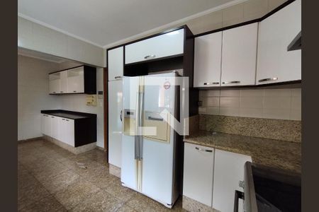 Cozinha - Armários de apartamento à venda com 4 quartos, 216m² em Aclimação, São Paulo