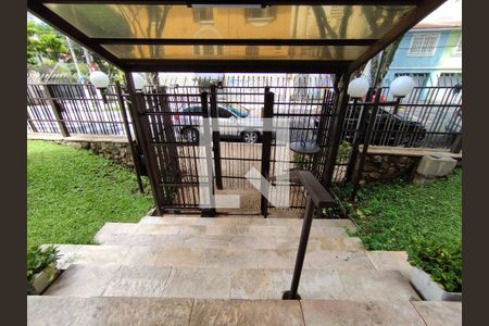 Entrada  de apartamento à venda com 4 quartos, 216m² em Aclimação, São Paulo