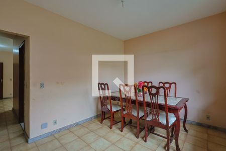 Sala 2 de casa para alugar com 3 quartos, 484m² em Universitário, Belo Horizonte