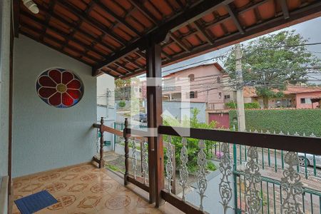 Varanda de casa para alugar com 3 quartos, 484m² em Universitário, Belo Horizonte