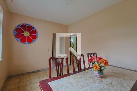 Sala 2 de casa para alugar com 3 quartos, 484m² em Universitário, Belo Horizonte