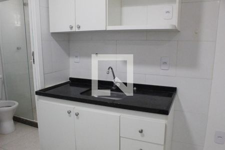Cozinha de apartamento para alugar com 1 quarto, 45m² em Anil, Rio de Janeiro