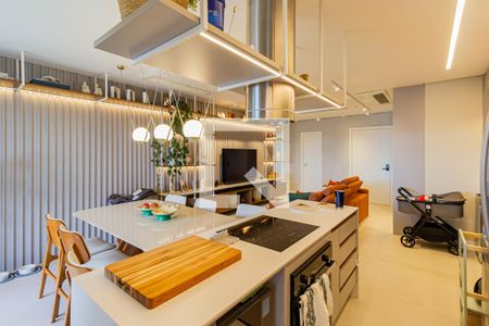 Sala/Cozinha de apartamento à venda com 2 quartos, 105m² em Jardim das Acacias, São Paulo