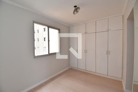 Quarto 1 de apartamento para alugar com 2 quartos, 68m² em Champagnat, Curitiba