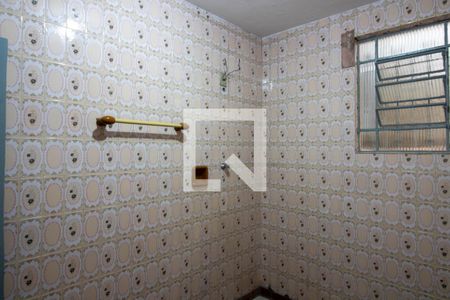 Banheiro de casa para alugar com 1 quarto, 70m² em Jardim Santa Maria, São Paulo