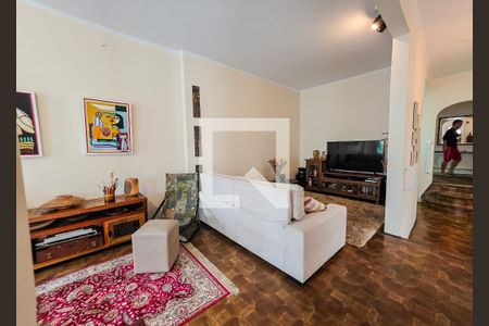 Casa à venda com 3 quartos, 400m² em Campestre, Santo André