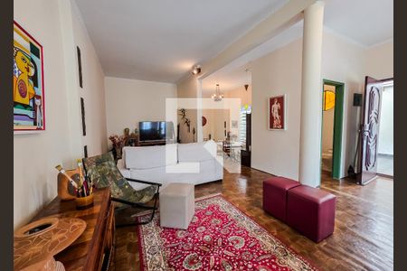 Casa à venda com 3 quartos, 400m² em Campestre, Santo André