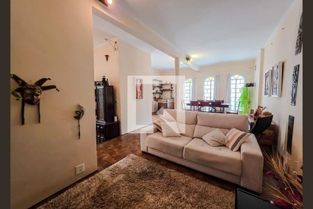 Casa à venda com 3 quartos, 400m² em Campestre, Santo André