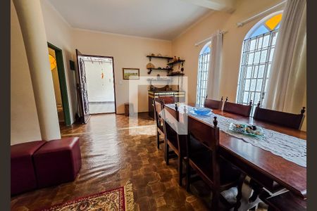 Casa à venda com 3 quartos, 400m² em Campestre, Santo André