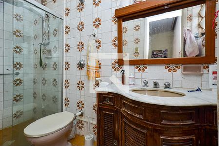 Banheiro Suíte casa 1 de casa à venda com 6 quartos, 312m² em Sagrada Família, Belo Horizonte