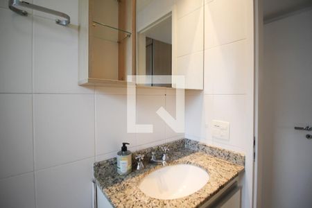 Banheiro da Suíte  de apartamento para alugar com 2 quartos, 61m² em Vila Olímpia, São Paulo