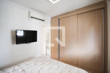 Suíte  de apartamento para alugar com 2 quartos, 61m² em Vila Olímpia, São Paulo