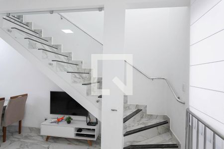 Escada de casa de condomínio à venda com 2 quartos, 81m² em Floramar, Belo Horizonte