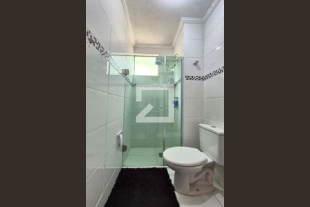 Banheiro de apartamento à venda com 2 quartos, 60m² em Vila Padre Manoel de Nobrega, Campinas