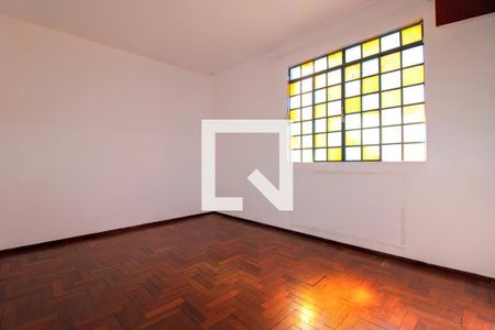 Quarto de casa para alugar com 6 quartos, 270m² em São Pedro, Belo Horizonte