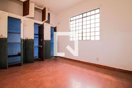 Quarto de casa para alugar com 6 quartos, 270m² em São Pedro, Belo Horizonte
