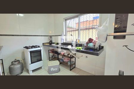 Cozinha  de apartamento à venda com 2 quartos, 60m² em Aeronautas, Lagoa Santa