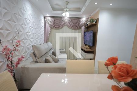 Sala de apartamento à venda com 2 quartos, 45m² em Jardim Utinga, Santo André