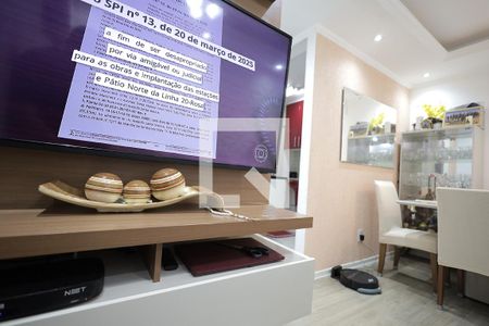 Sala de apartamento à venda com 2 quartos, 45m² em Jardim Utinga, Santo André