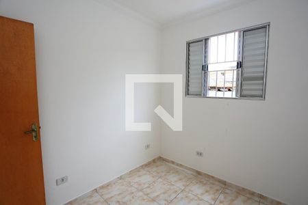 quarto 1 de casa para alugar com 3 quartos, 50m² em Vila Ernesto, São Paulo