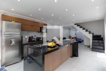 Sala e Cozinha de casa à venda com 3 quartos, 220m² em Vila Talarico, São Paulo