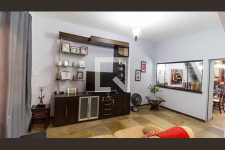 Casa à venda com 4 quartos, 500m² em Fonseca, Niterói