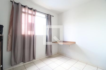Quarto 1 de apartamento para alugar com 2 quartos, 48m² em Shopping Park, Uberlândia
