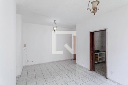 Sala de apartamento para alugar com 3 quartos, 60m² em São João Batista, Belo Horizonte