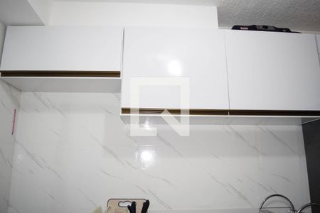 Cozinha  de apartamento para alugar com 1 quarto, 27m² em Guaiauna, São Paulo