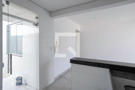 Cozinha de apartamento à venda com 3 quartos, 95m² em Parque Xangri-lá, Contagem