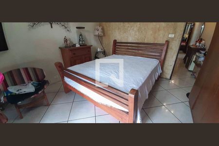 Casa à venda com 3 quartos, 250m² em Quitaúna, Osasco