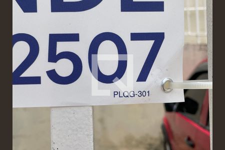 Placa PLQG 301 de apartamento para alugar com 3 quartos, 56m² em Vila Taquari, São Paulo