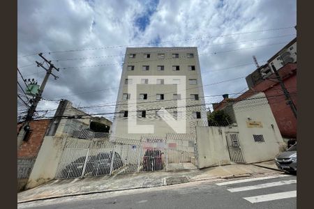 Fachada + Placa de apartamento para alugar com 3 quartos, 56m² em Vila Taquari, São Paulo