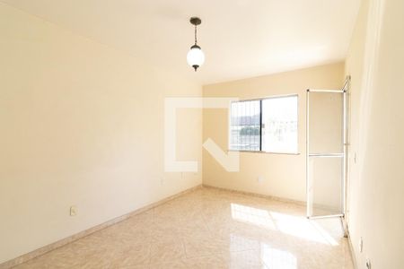 Sala de apartamento para alugar com 2 quartos, 70m² em Praça Seca, Rio de Janeiro