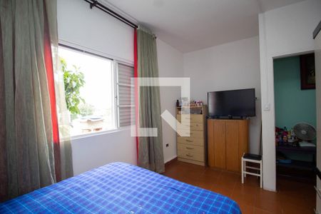 Quarto 1 de casa para alugar com 3 quartos, 130m² em Vila Iorio, São Paulo