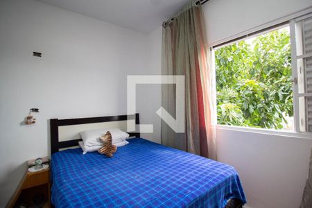 Quarto 1 de casa para alugar com 3 quartos, 130m² em Vila Iorio, São Paulo