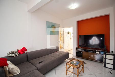 Sala de casa para alugar com 3 quartos, 130m² em Vila Iorio, São Paulo