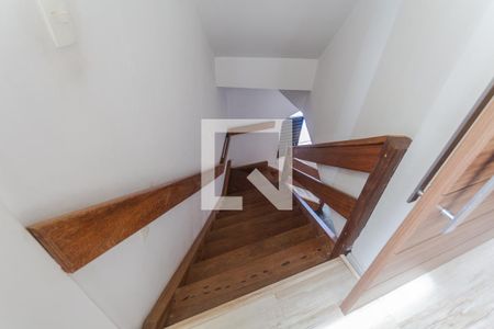 Escada de Acesso ao Escritório de casa à venda com 4 quartos, 372m² em Horto, Belo Horizonte