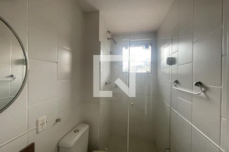 Banheiro de apartamento para alugar com 2 quartos, 100m² em Jardim Vinte E Cinco de Agosto, Duque de Caxias